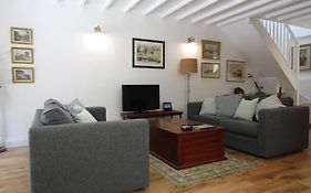 Lovely Spacious Cottage Near The Coast